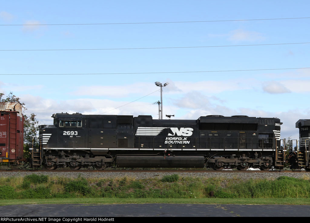 NS 2693